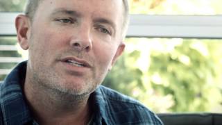 Chris Tomlin - At the Cross (Love Ran Red) Story Behind the Song