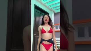 Sarah Yvunne tiktok short be like...