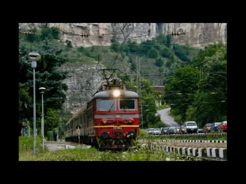 Dobrinishte Septemvri narrow train & steam 01.23 at Lakatnik