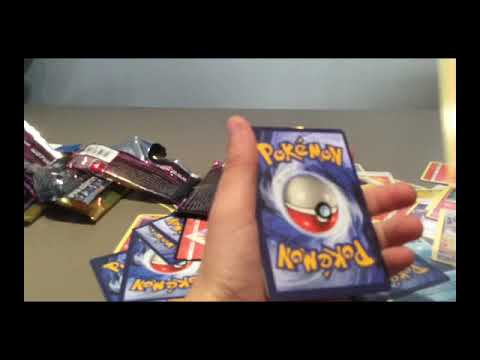 J’ouvre des cartes Pokémon pt 1 j’ai énormément de chance