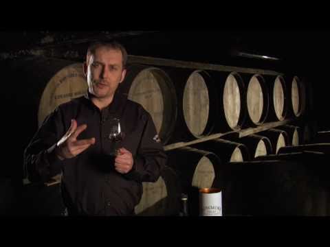 Bowmore - 15 Years Old Darkest with Iain Macallum