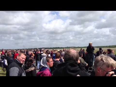 Tiefflug der letzten 4 Phantom F4 - 40 Jahre Phantom Verabschiedung in Wittmund - Phantom Pharewell