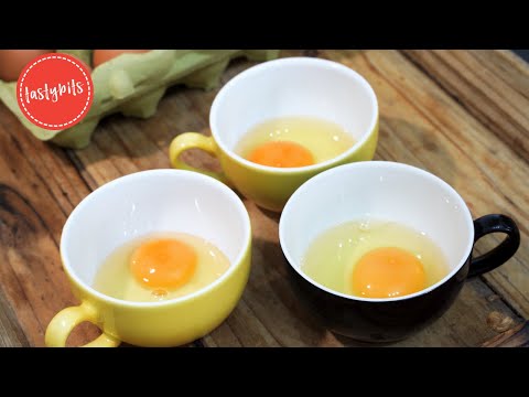 Is it possible to poach several eggs at the same time?