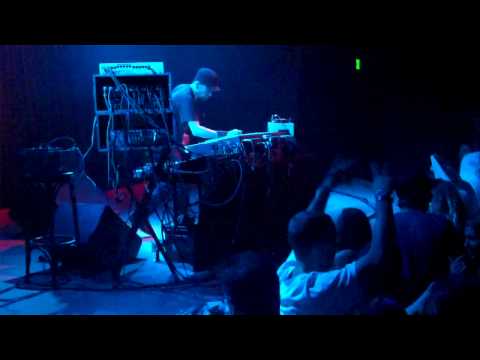 Comfort performed live by Heavyweight Dub Champion at the Fox Theatre in Boulder, CO