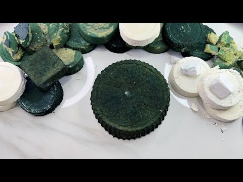 Gym Chalk Dusty Reforms Crush | ASMR Powderpuff 