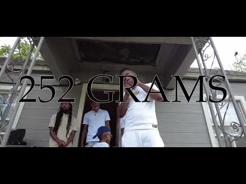 Fat Santana Ft. Yung Meezo - 252 Grams(Official Video)