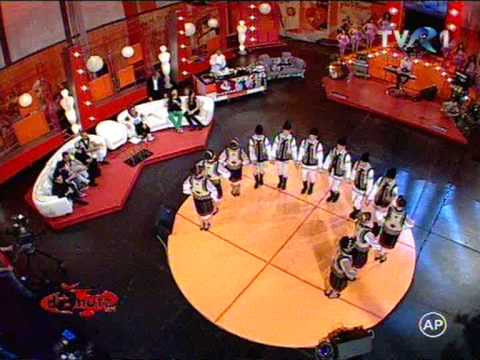 Ansamblul Folcloric Balada din Botoşani Ţânţăraşul (Dănuţ SRL)