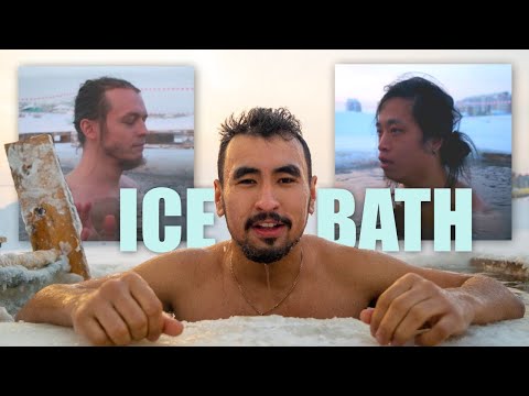 ВИДЕО. Французы удивили мир, искупавшись зимой в проруби в Якутии