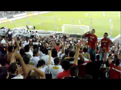 "GARRA BLANCA 2012,  SE VIENE EL ALBO CAMPEÓN !!" Barra: Garra Blanca &bull; Club: Colo-Colo