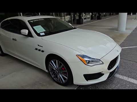 2022 Maserati Quattroporte Q4