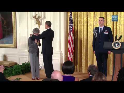 Bob Dylan, Clint Eastwood Skip Obama Award Ceremony