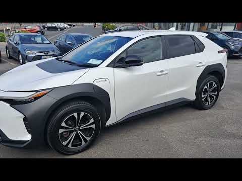 Toyota bZ4X SPORT 11KW HEATED SEATS - Image 2
