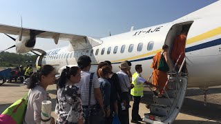 preview picture of video 'ミャンマー タチレク空港チェックイン ＆ 飛行機搭乗 Myanmar Tachileik airport check-in and boarding'