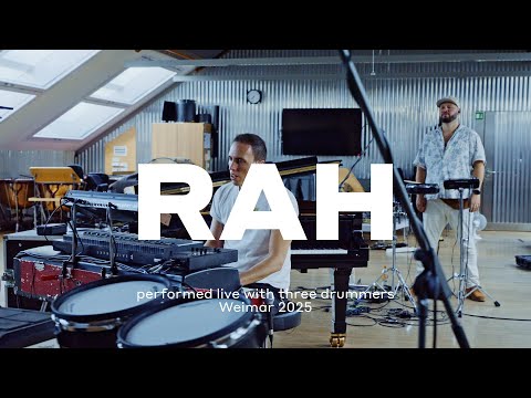 Martin Kohlstedt - RAH (performed with three drummers)