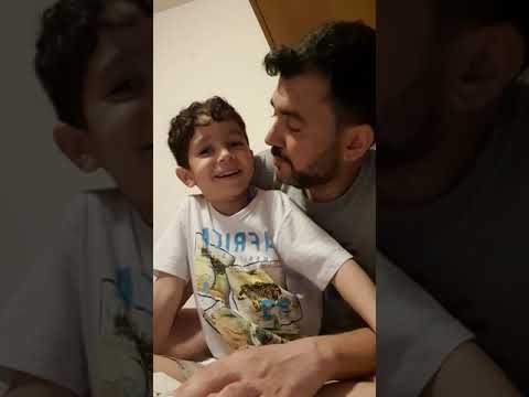 Lendo as Aventuras de Mike