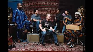 Derek Trucks Band - Get Out My Life Woman (Amazing Live Version)