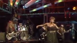 Go-Go&#39;s live performance on UK show THE TUBE 1982