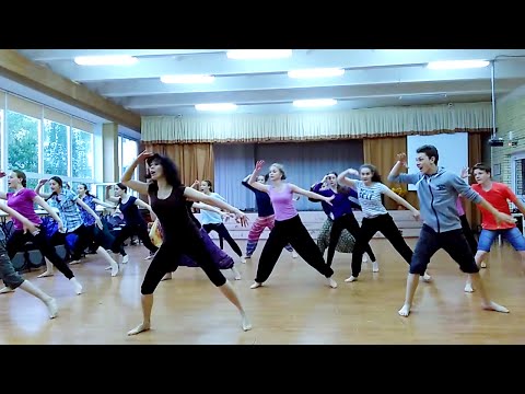 Tattad Tattad (Ramji Ki Chaal), IDG Mayuri, Petrozavodsk