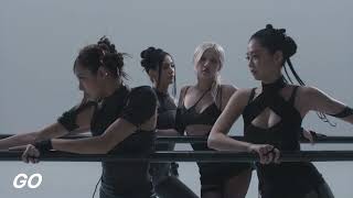 Download lagu BLACKPINK - GO but you’re in an empty arena🎧 mp3