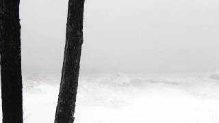 preview picture of video 'Lake Superior - Snowstorm'
