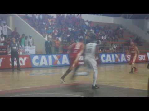 MELHORES MOMENTOS DO JOGO UNIVERSO VITORIA E CAXIAS