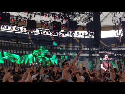 Showtek / World Club Dome 2014 Part 3