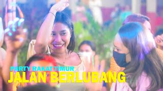 Download lagu LAGU JOGET - JALAN BERLUBANG - PARTY RAKAT - REMIX Rhyas Rmxz X Pablo X Zhello Apetatu mp3