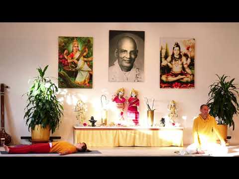 Fortgeschrittene Mittelstufe mit Ravi - Yoga Vidya live - 09.30 Uhr 09.11.2021