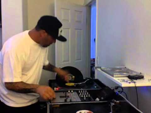 dj scratching