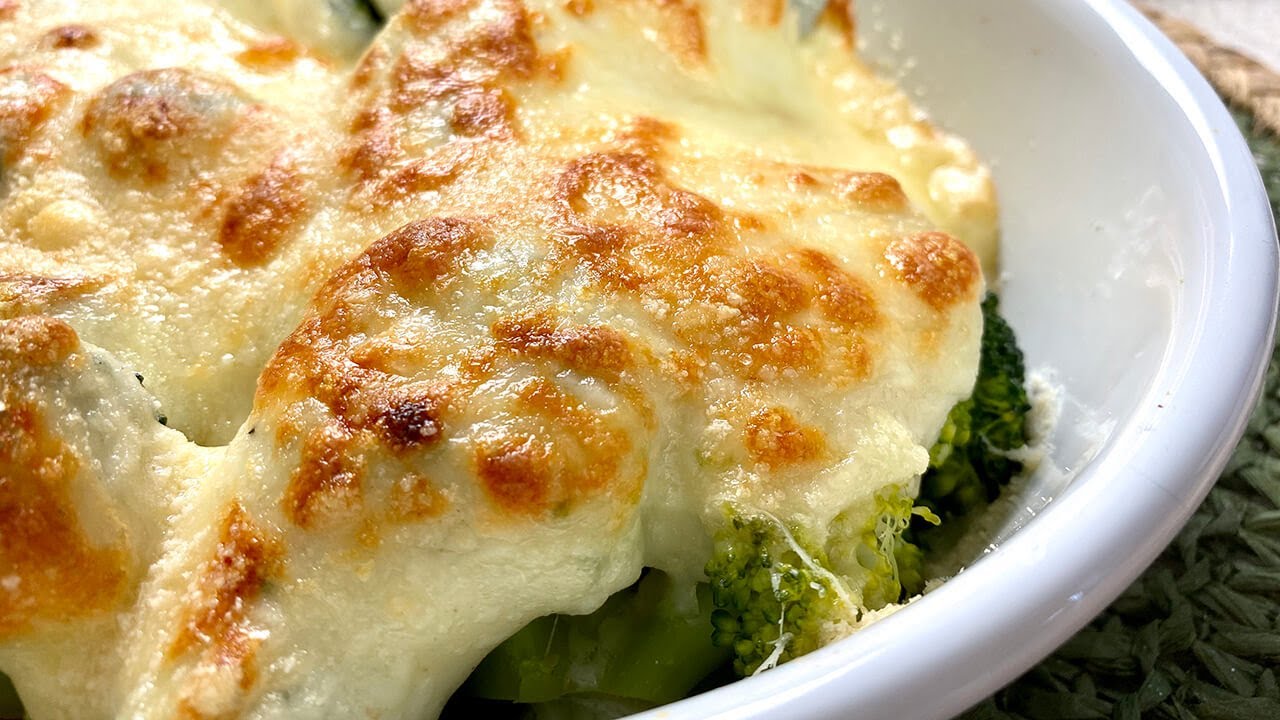 BRÓCOLI CON SALSA BECHAMEL GRATINADO AL HORNO I QUE DELICIA!!! 😋😋