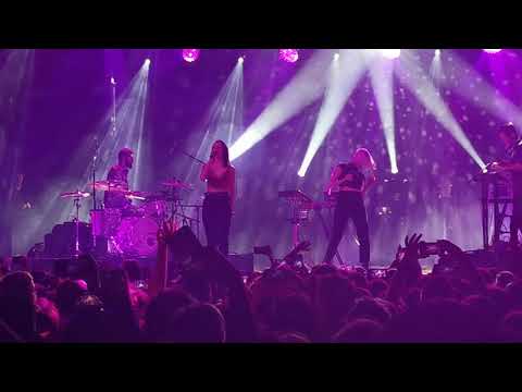 The Dumplings x Daria Zawiałow 30.12.2019 Warszawa Stodoła