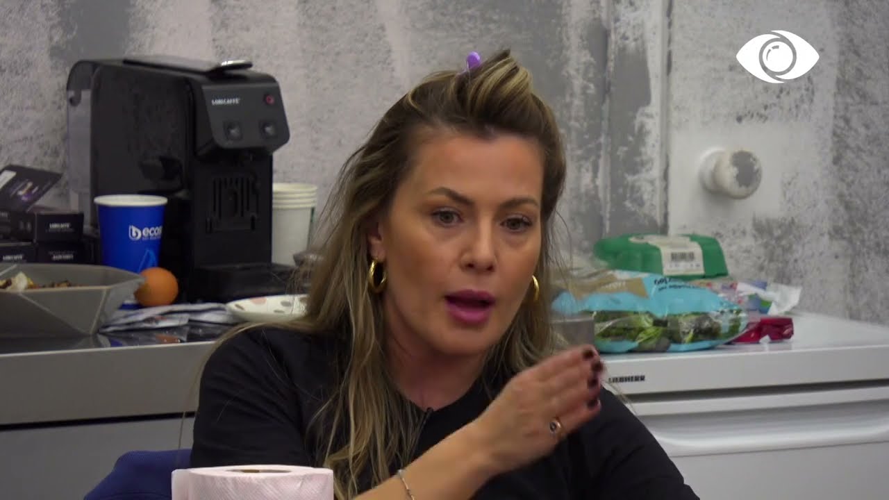 “Vë në dyshim feminilitetin tim?!”/Olta dhe Kristi debatojnë ashpër: Jam më burrneshë sesa ju