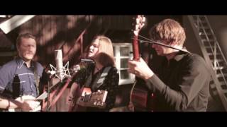 Darling West - A Nobody's Song