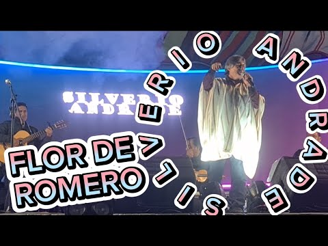🤩 SILVERIO ANDRADE 🤩 INTERPRETA 🤩FLOR DE ROMERO🤩 EN LA SERENATA A HUAMANGA POR SUS 483 ANIVERSARIO