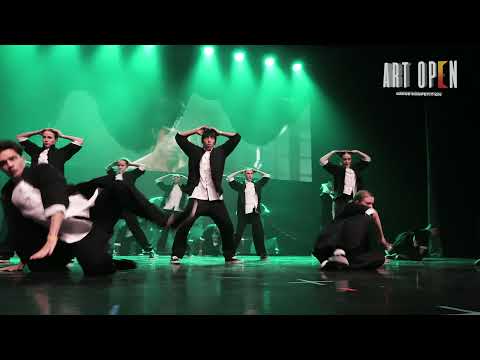 FLYOGRAPHERS DANCE TEAM