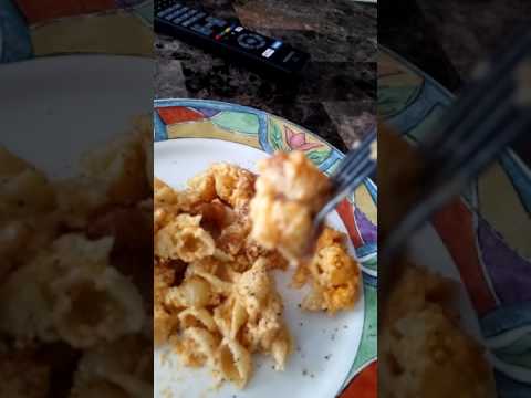 Devour Frozen meals Buffilo Mac&Cheese review