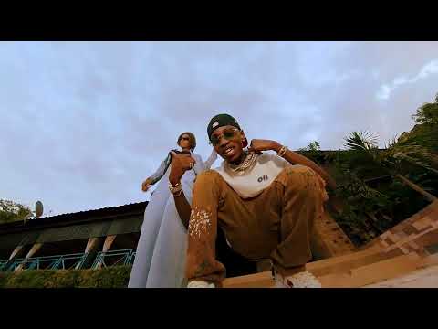 OUDE MILL   AW NI FAMA (Clip Officiel)