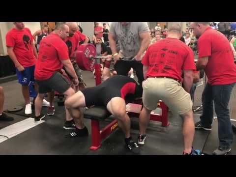 James Strickland RAW bench press 661 lbs 300 kg at 267 lbs BW 121 kg BWw