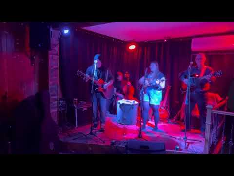 3. L'automne accourt