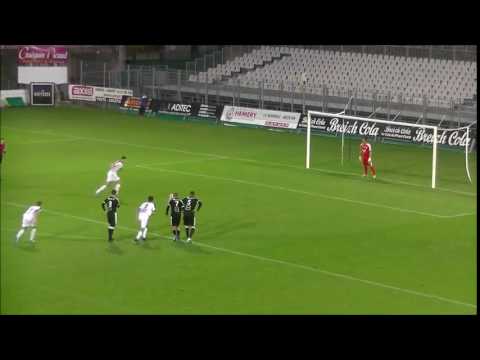 Vannes OC player Jeff Bedenik best penalty save of 2016