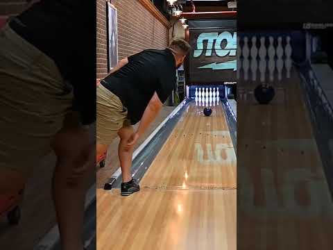 2 Hand Bowling Tips! 👌 #shorts