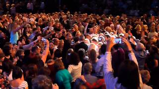 Gary Barlow Solo Tour - &quot;EVERYTHING CHANGES&quot; Crowd Walk - Royal Albert Hall - 27/11/12
