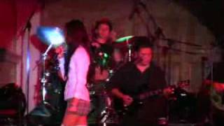 SHERY me converti en roca