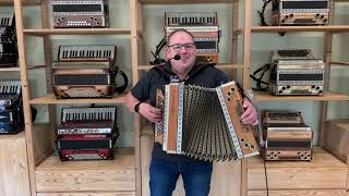 Download Lagu Grüne Tannen (Walzer von den Schürzenjägern), Limex, Harmonika-Haus, Markus Brand Thumbnail