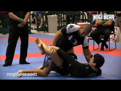 Carlos Robson Gracie Filho vs Luis Felipe Teixeira Dos Santos IBJJF NYC Spring Open 2015