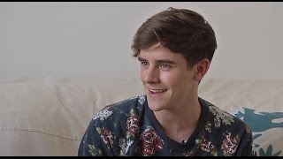 Connor Franta talks about his 320 million views! | Two Tube