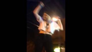 &quot;One by one&quot; by Colette Carr &quot;pretending perfection tour&quot;