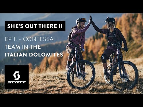 Holky si užívají v Dolomitech