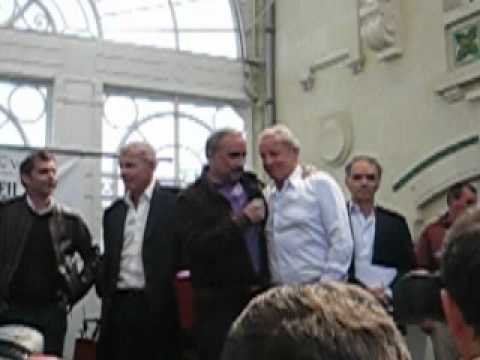 La marseillaise revu et corrigé par Antoine Duléry