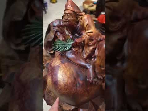 Cửa h&agrave;ng Nội Thất Gỗ Qu&yacute; video.